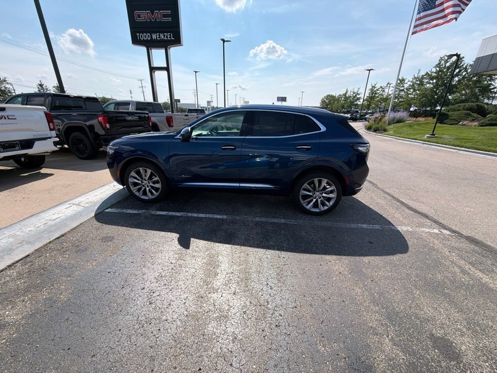 Used 2023 Sapphire Metallic Buick Avenir image 9