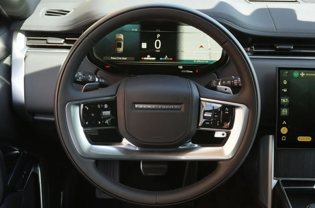 New 2026 Flux Silver Satin Land Rover SE image 16