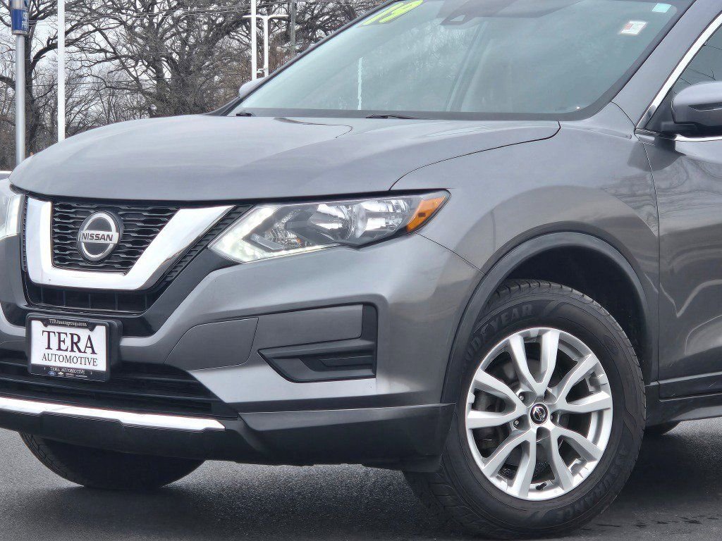 Used 2019 Nissan Rogue SV with VIN KNMAT2MV6KP556174 for sale in Plano, IL