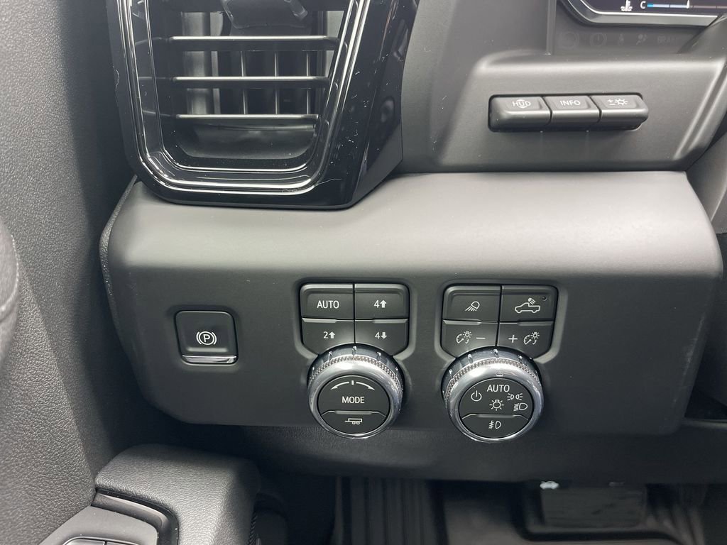 2026 GMC Sierra 1500 AT4 - Photo 18