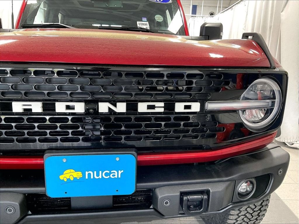 Used 2025 Red Ford Badlands image 32