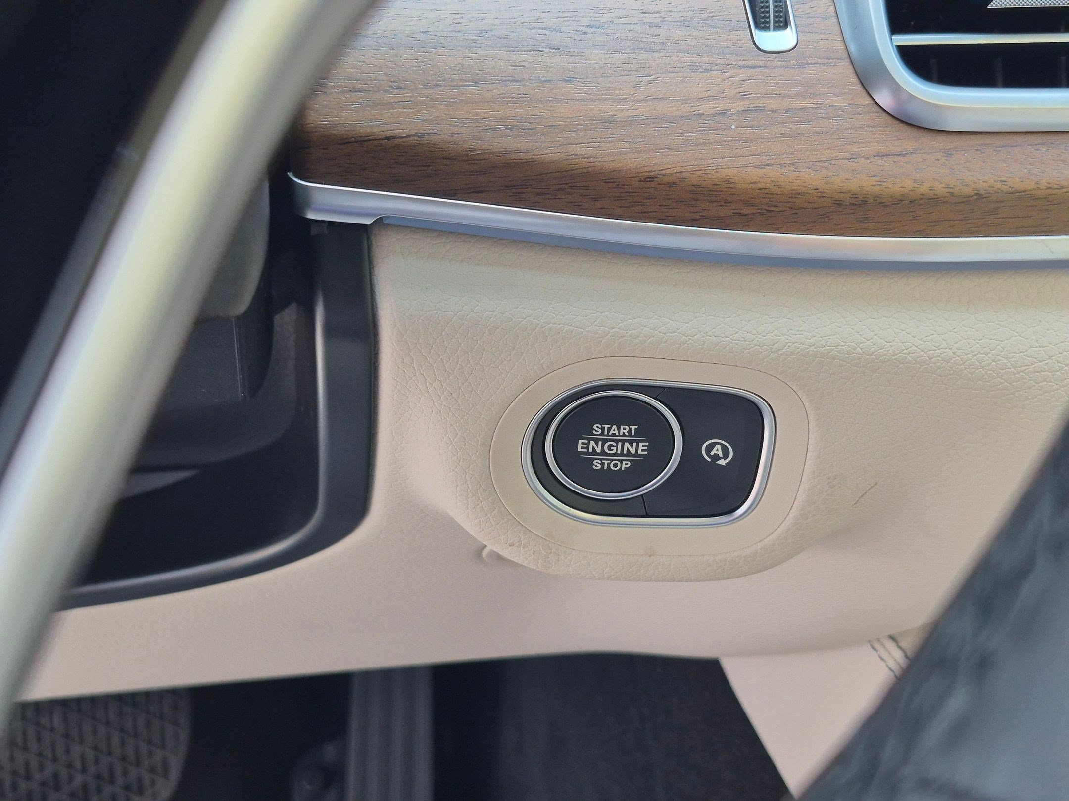New 2026 Polar White Mercedes-Benz GLS 450 image 44