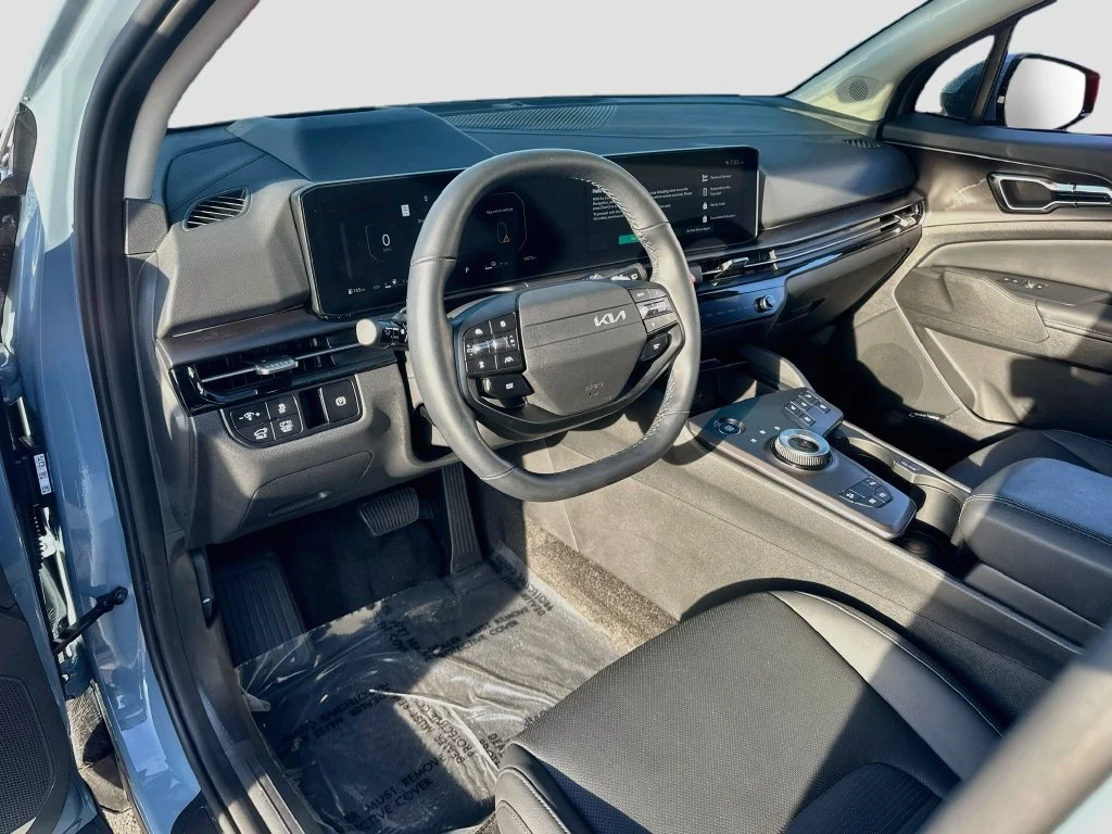 Certified Used 2026 Blue Kia SX-Prestige image 9