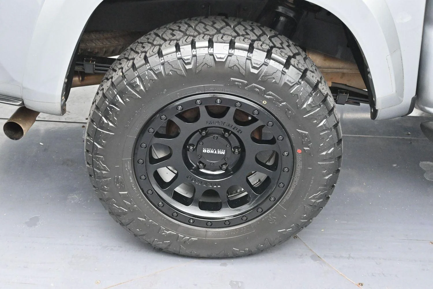 Used 2023 Celestial Silver Metallic Toyota SR5 V6 image 33