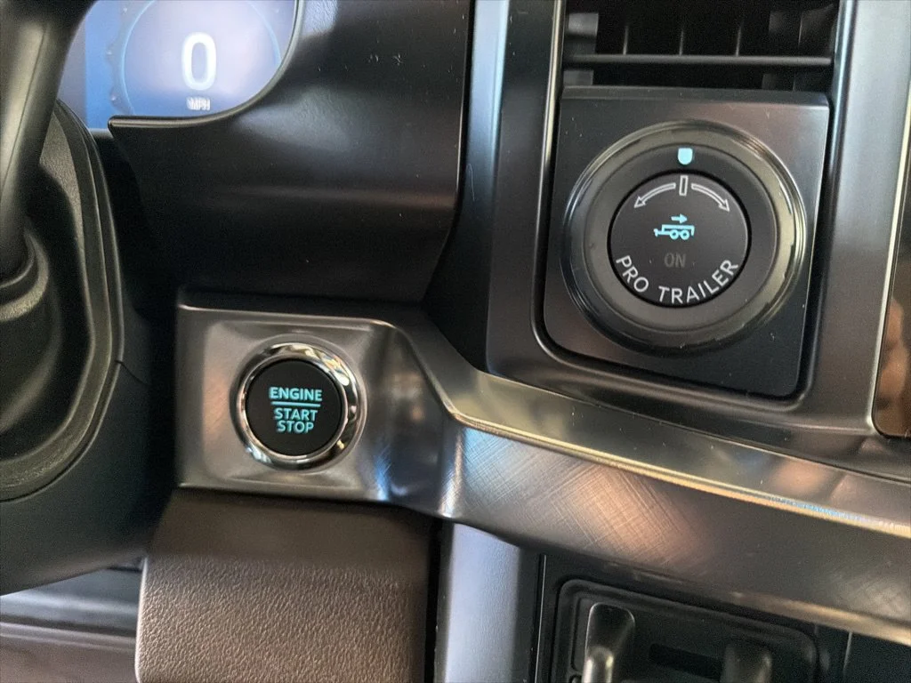 New 2026 Glacier Gray Metallic Tri-Coat Ford F-250® King Ranch® image 22