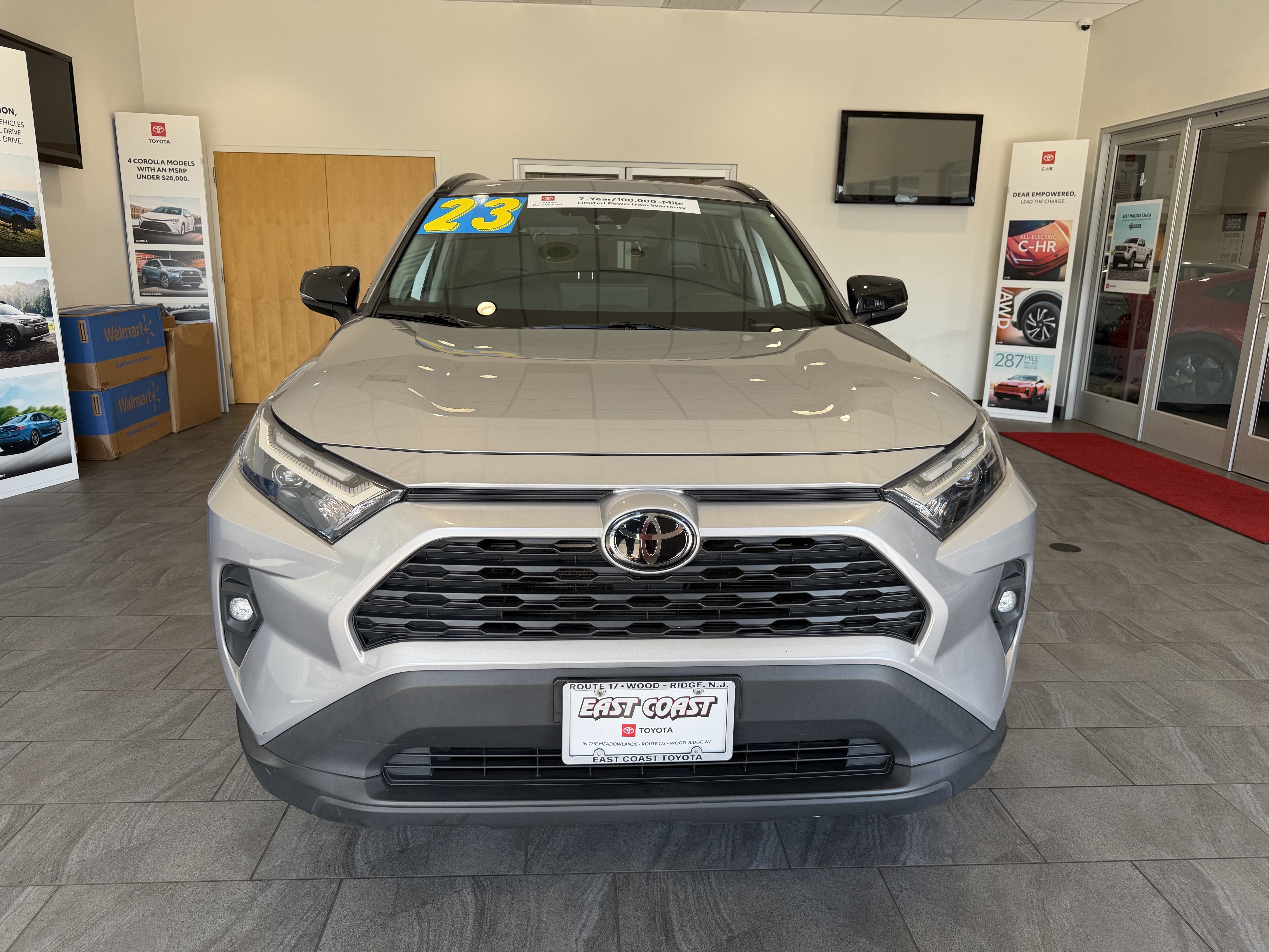 Used 2023 Silver Toyota XLE Premium image 2
