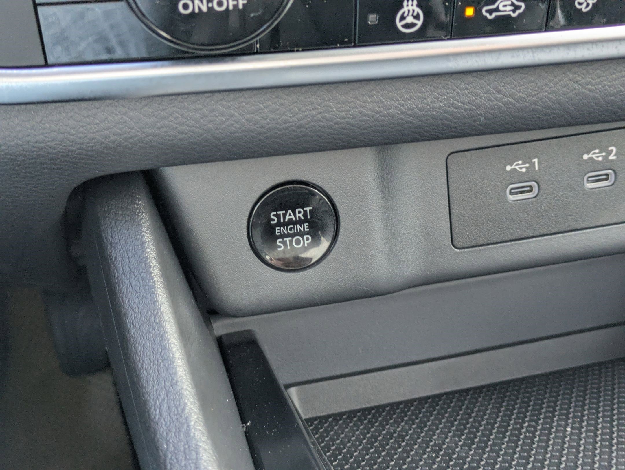 New 2026 Everest White Pearl Tricoat Nissan SV image 17