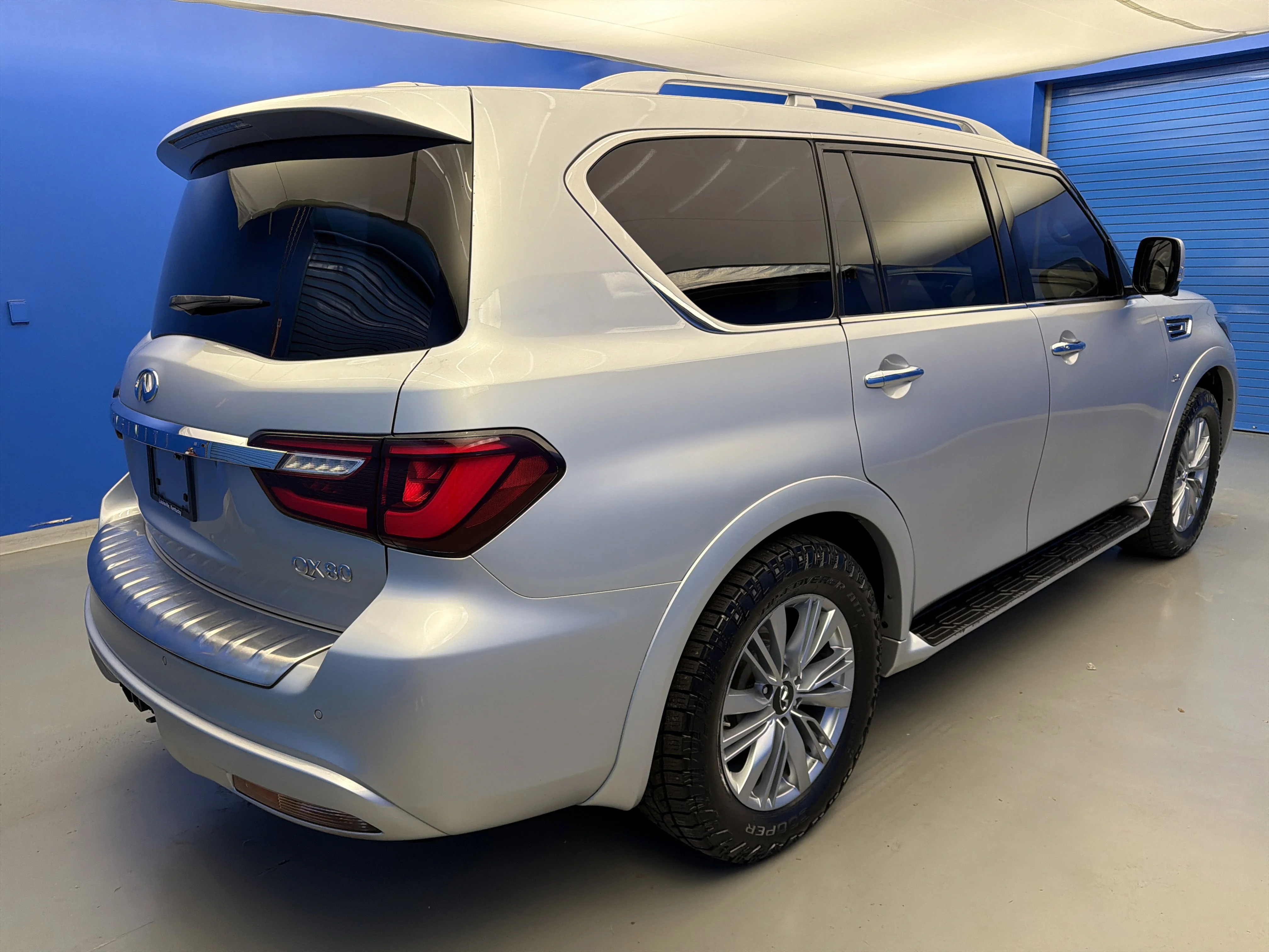 Used 2019 Liquid Platinum INFINITI LUXE image 7