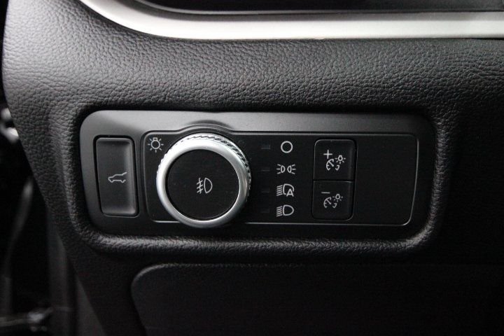 Used 2022 Black Ford XLT image 16