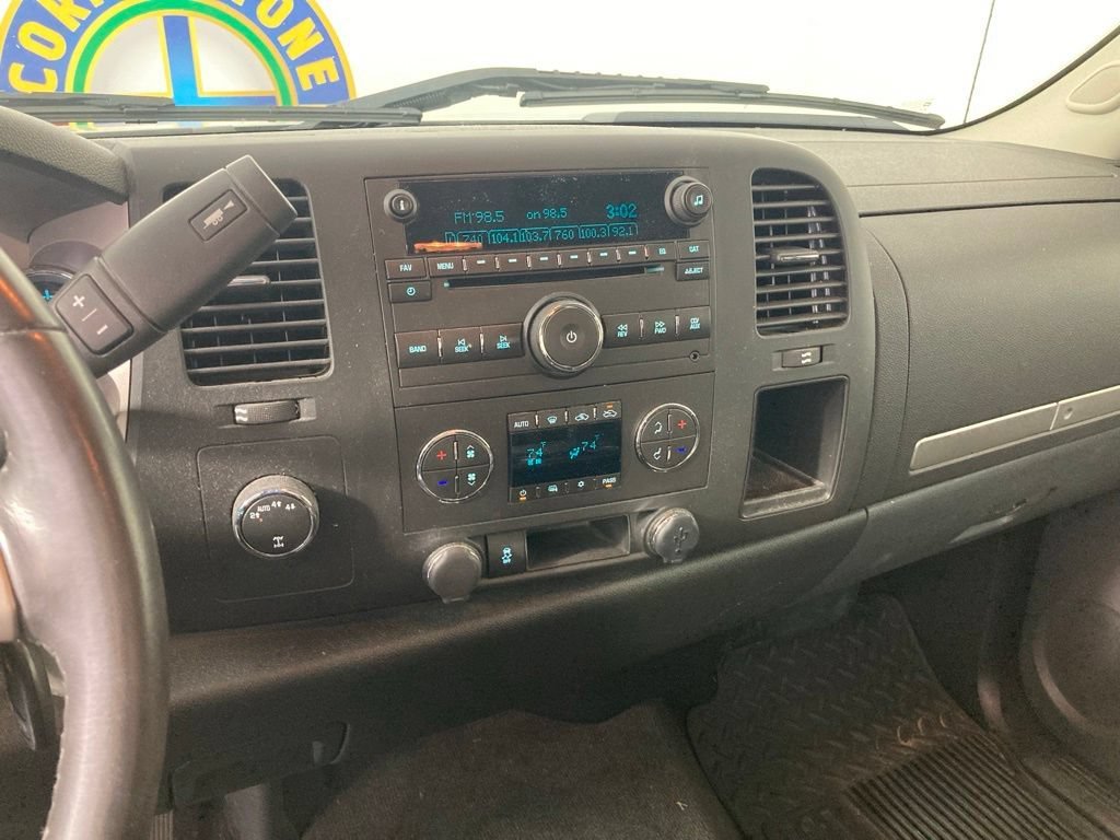 Used 2013 Chevrolet Silverado 1500 LT with VIN 1GCRKSE7XDZ158737 for sale in Monticello, Minnesota