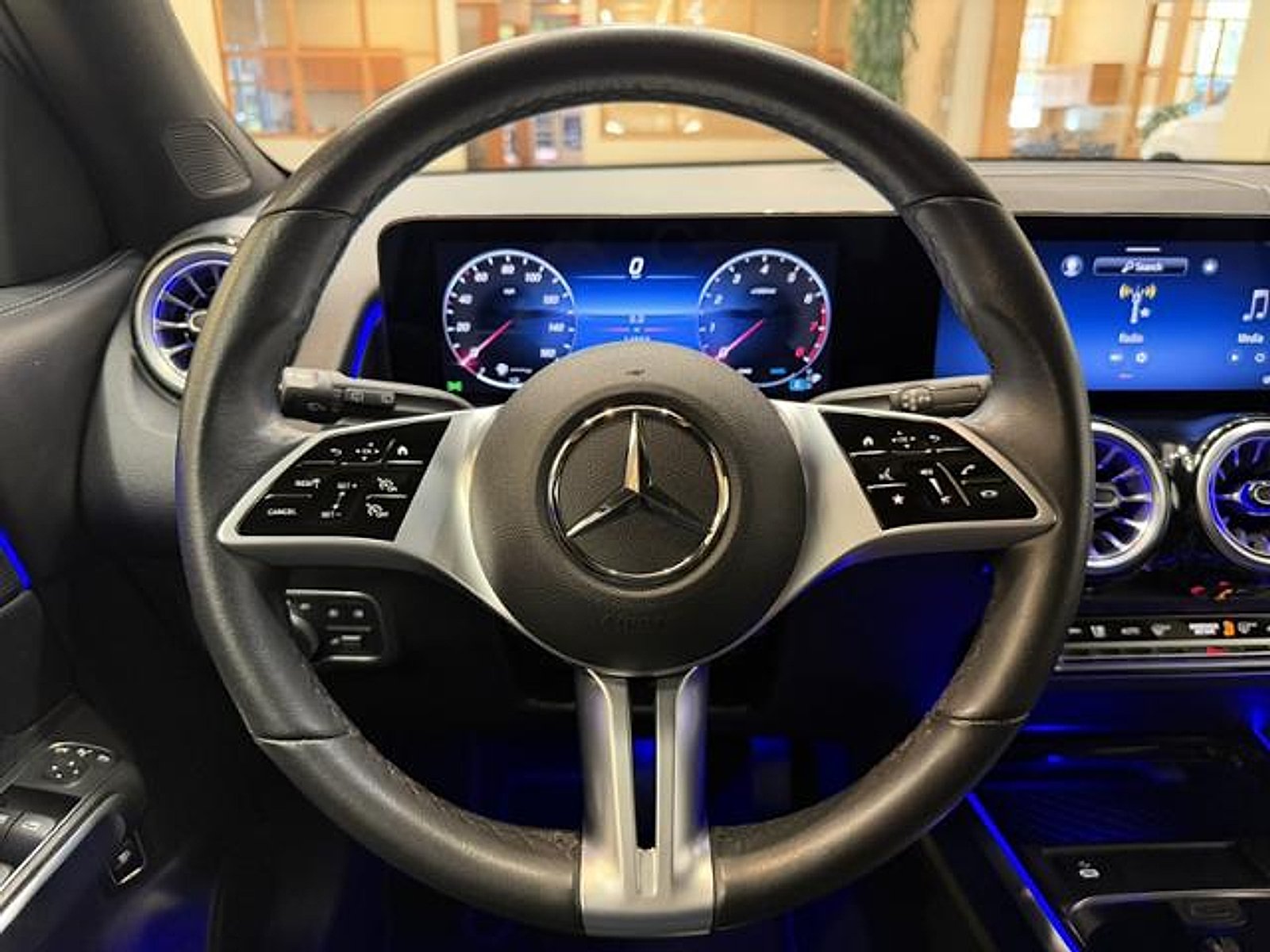 Used 2025 Polar White Mercedes-Benz  image 14