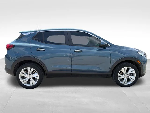 Used 2024 Blue Buick Preferred image 4