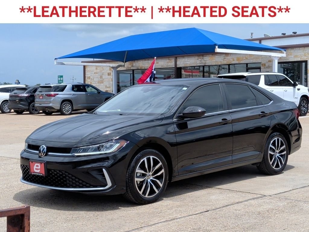 Used 2025  Volkswagen 1.5T SE image 3