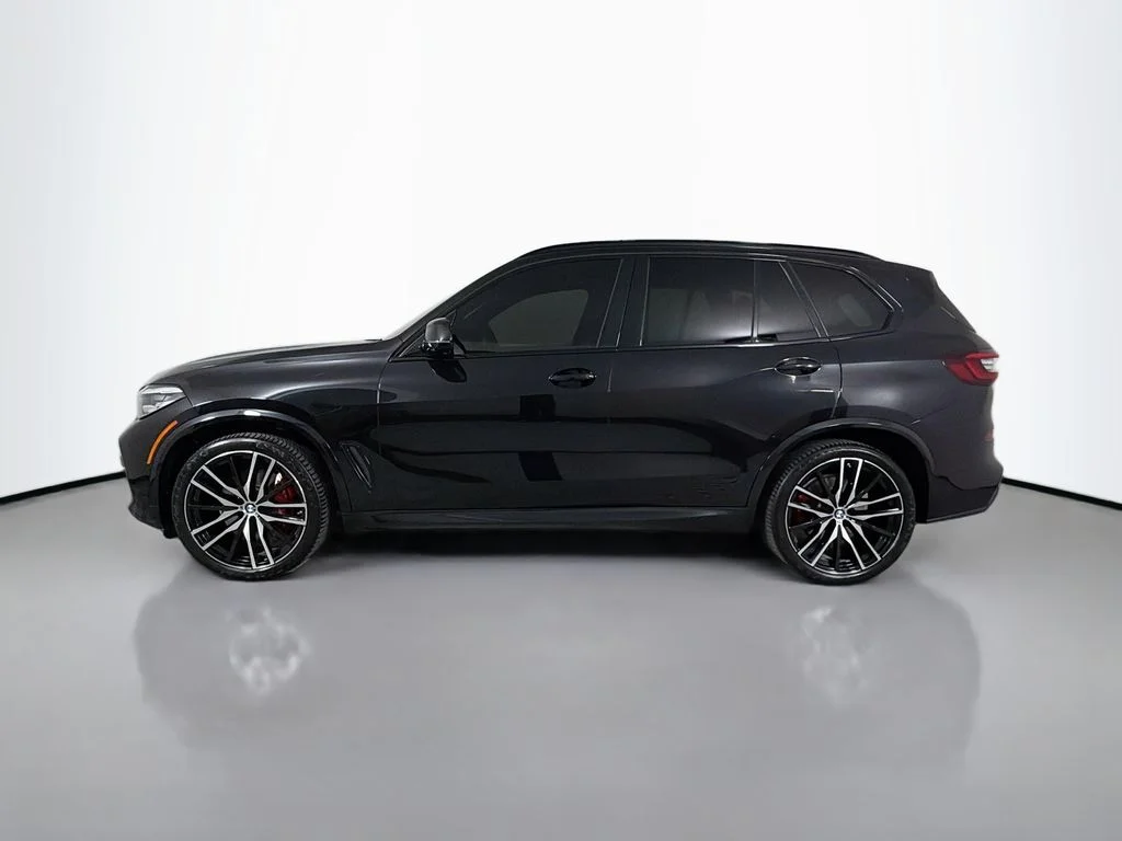 Used 2022 Black BMW sDrive40i image 8