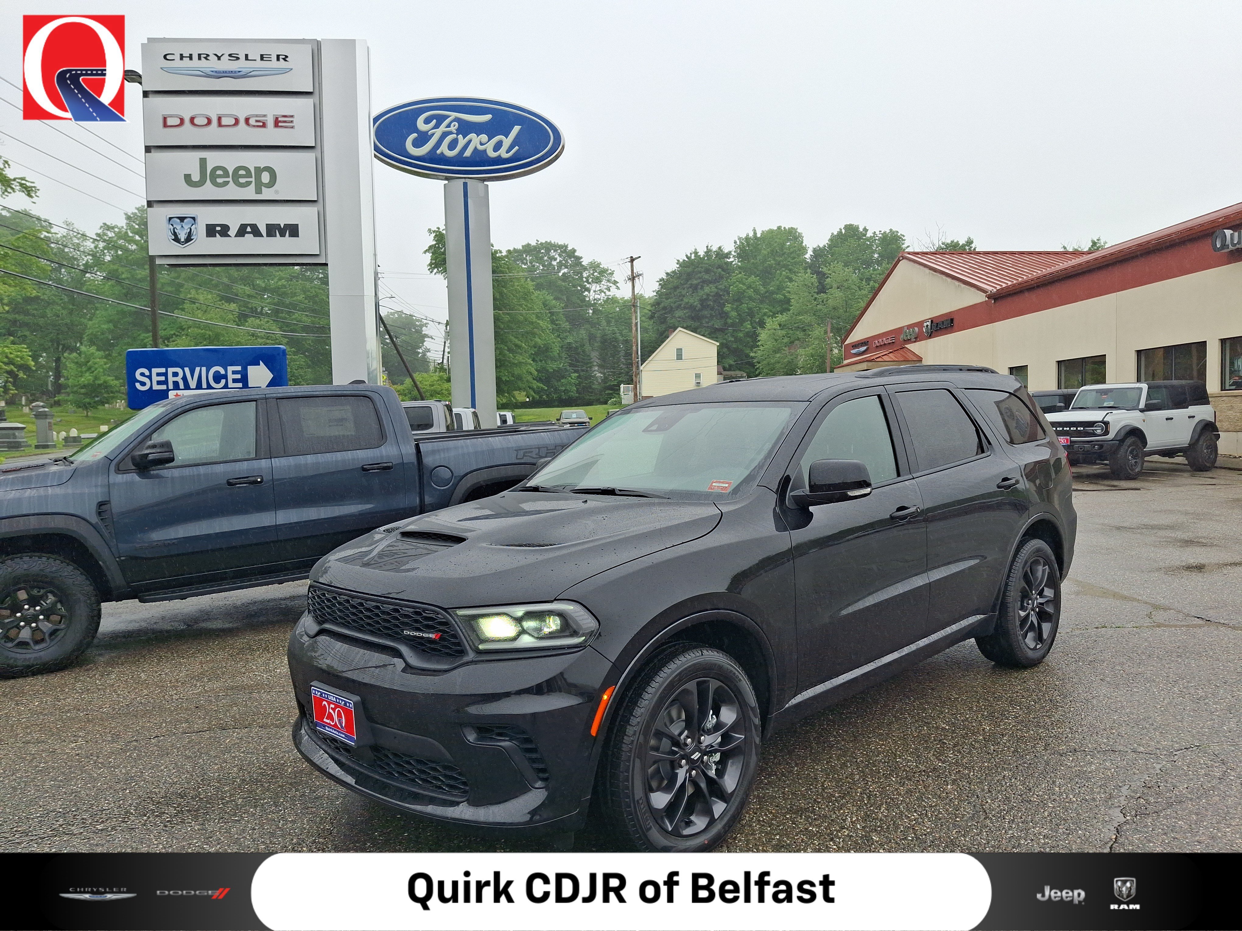 New 2026 Diamond Black Clear-Coat Exterior Paint Dodge GT Plus image 1