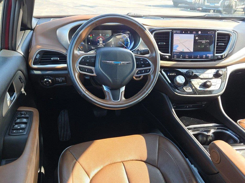 Used 2021 Velvet Red Pearlcoat Chrysler Hybrid Limited image 17