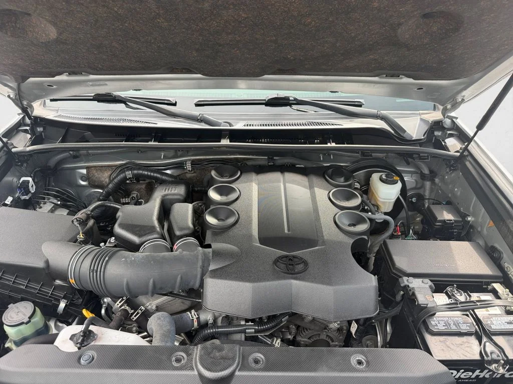 Used 2022 Silver Toyota SR5 Premium image 14