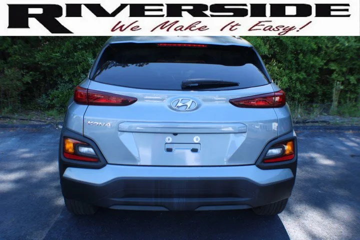 Used 2021 Sonic Silver Hyundai SEL image 15
