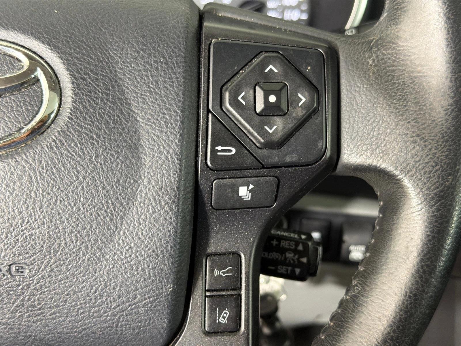 Used 2019 Magnetic Gray Metallic Toyota SR5 image 27