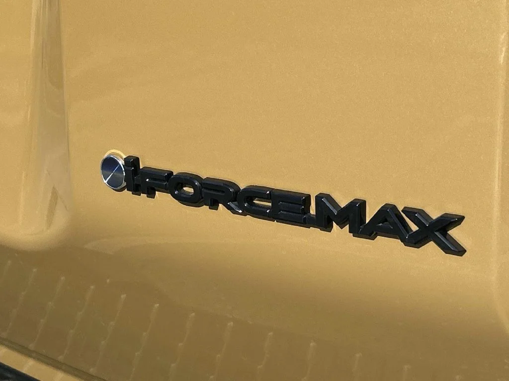 Used 2027  Toyota Base image 9