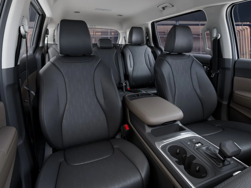 New 2027 Snow White Pearl Kia LXS image 15