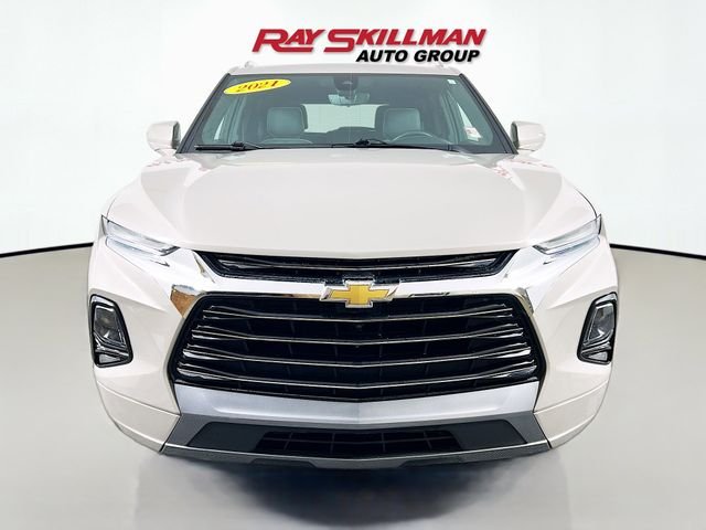 Used 2021 Gray Chevrolet Premier image 2