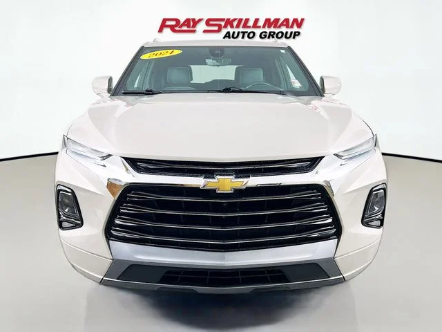 Used 2021 Gray Chevrolet Premier image 2