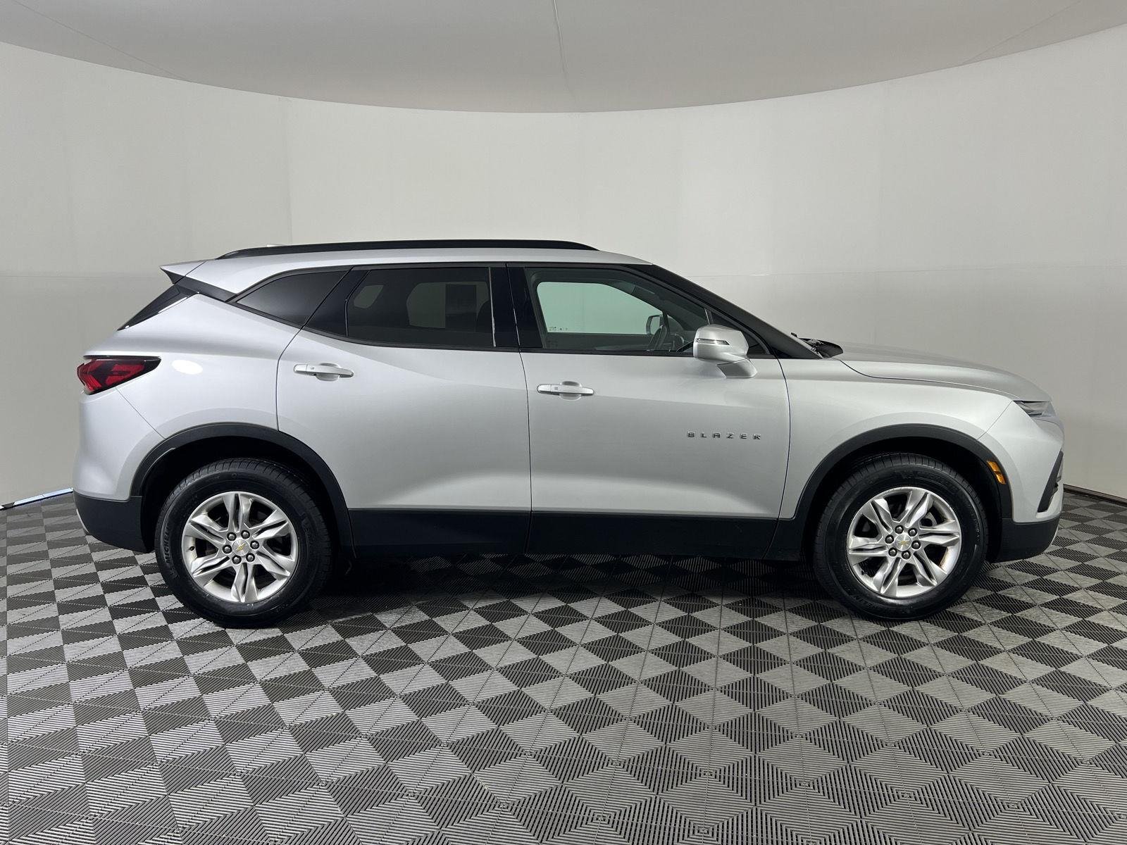 Used 2020 Silver Ice Metallic Chevrolet LT image 26