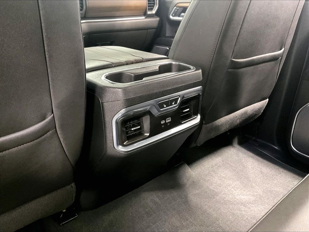 Used 2024 Black Chevrolet High Country image 28