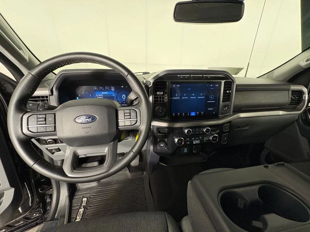 Certified Used 2024  Ford XLT image 8