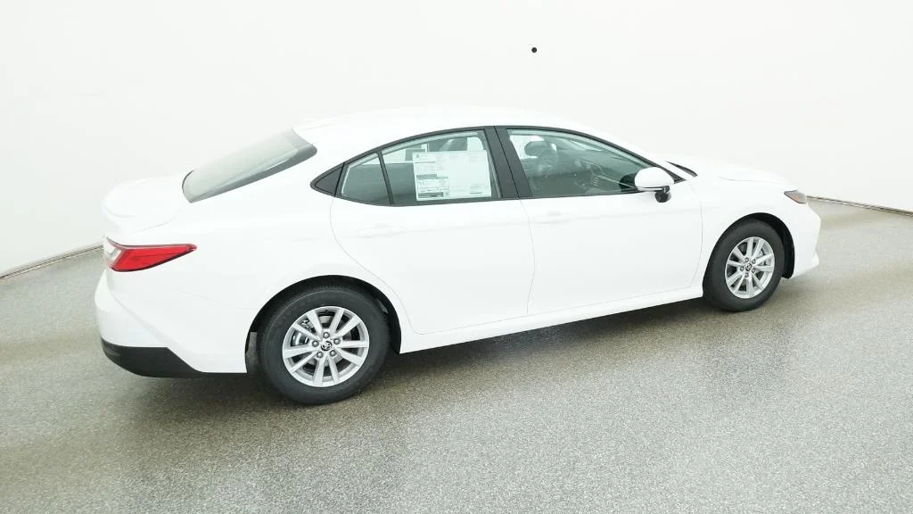 New 2026 Ice Cap Toyota LE image 20