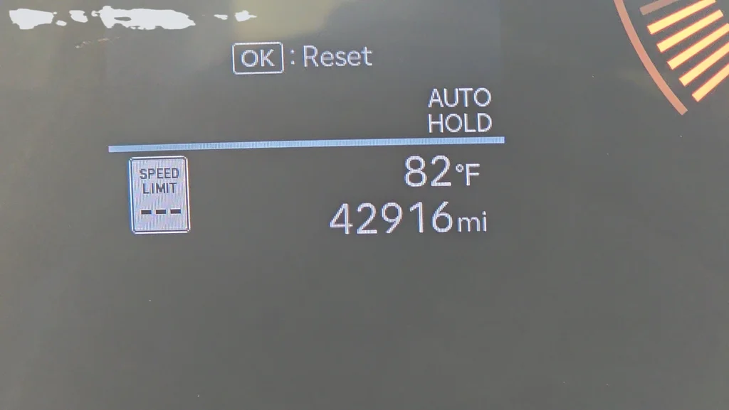 Used 2025 Red Hyundai SEL image 12