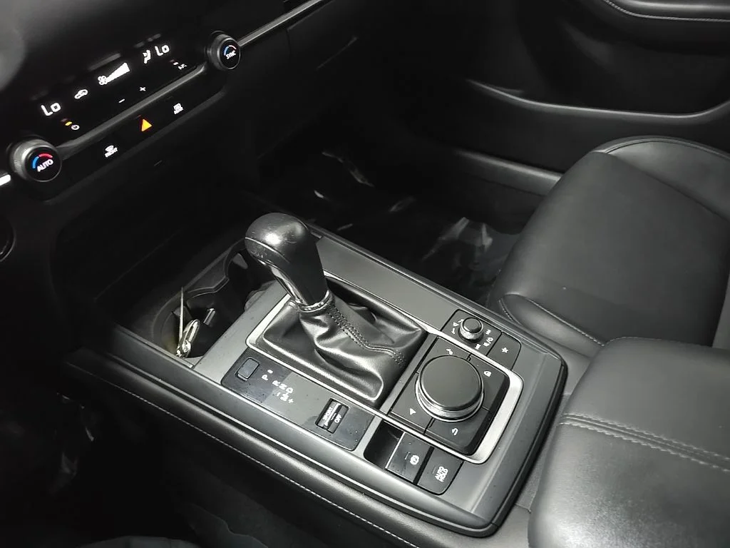 Used 2021 Silver Mazda Select image 29
