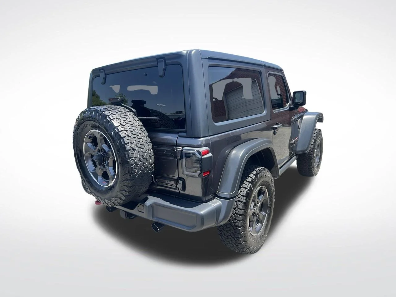 Used 2019 Gray Jeep Rubicon image 4
