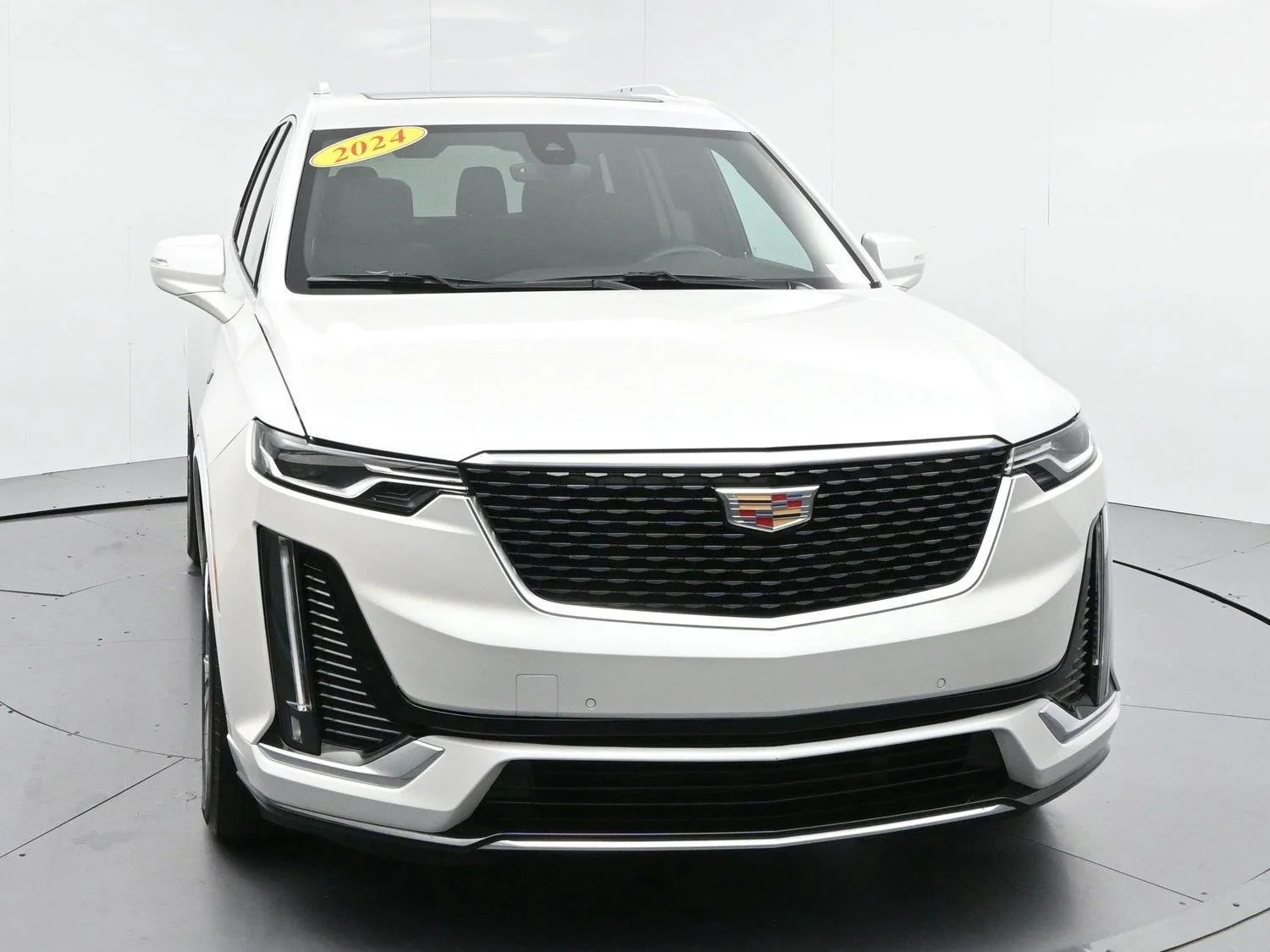 Used 2024 Crystal White Tricoat Cadillac Premium Luxury image 2