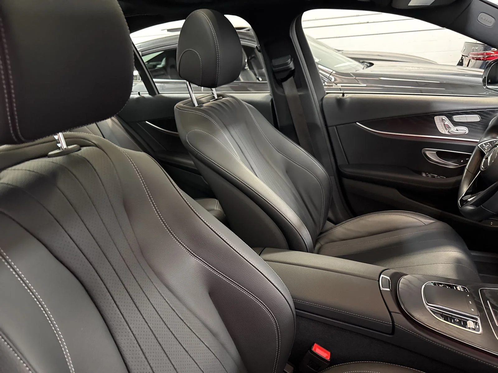Used 2022 Silver Mercedes-Benz E 350 image 33