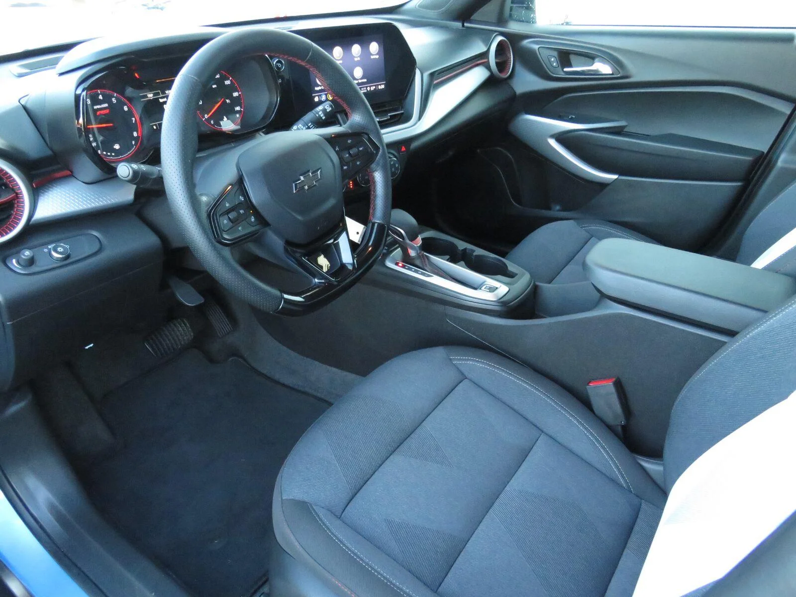 Used 2025 Marina Blue Metallic Chevrolet 1RS image 22