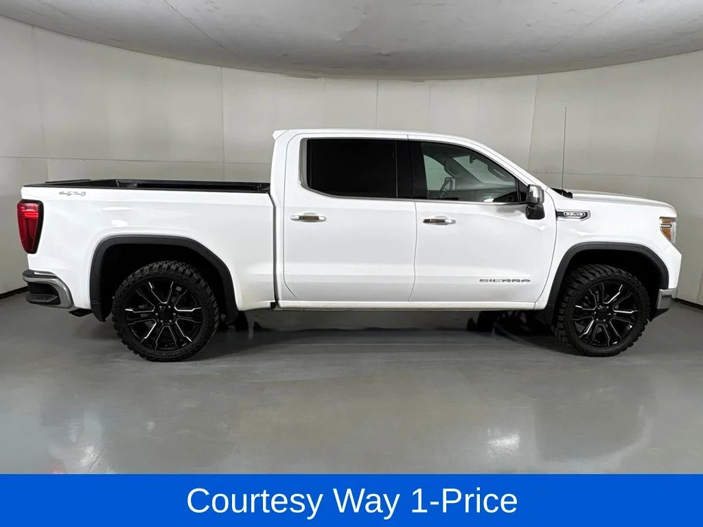 Used 2020 White GMC SLT image 12