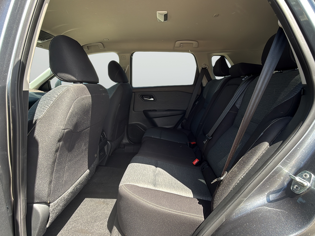 Used 2023 Gray Nissan SV image 13