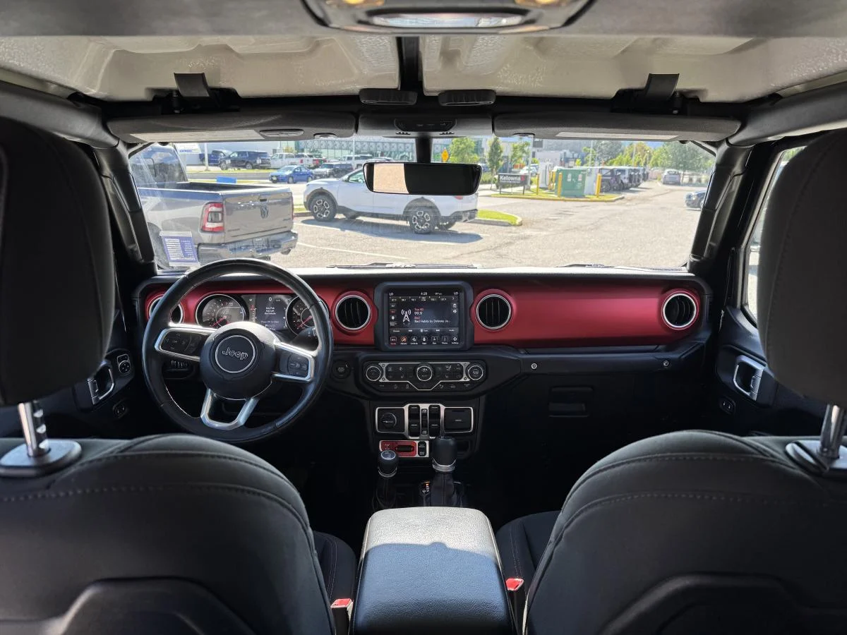 Used 2020 Black Jeep Rubicon image 11