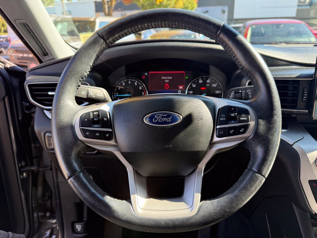 Used 2022 Carbonized Gray Metallic Ford XLT image 12