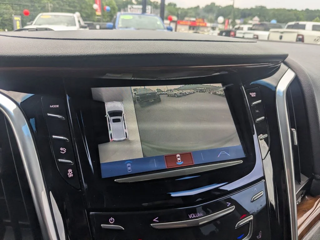 Used 2019 Black Raven Cadillac Luxury image 18