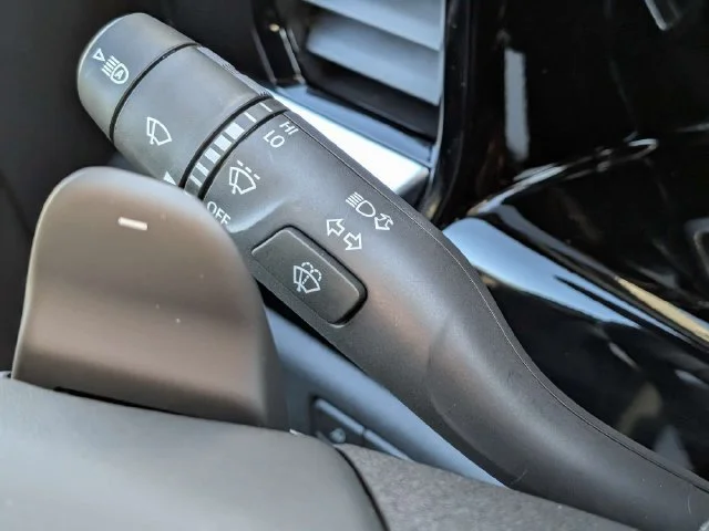 New 2026 Onyx Black GMC Elevation image 27