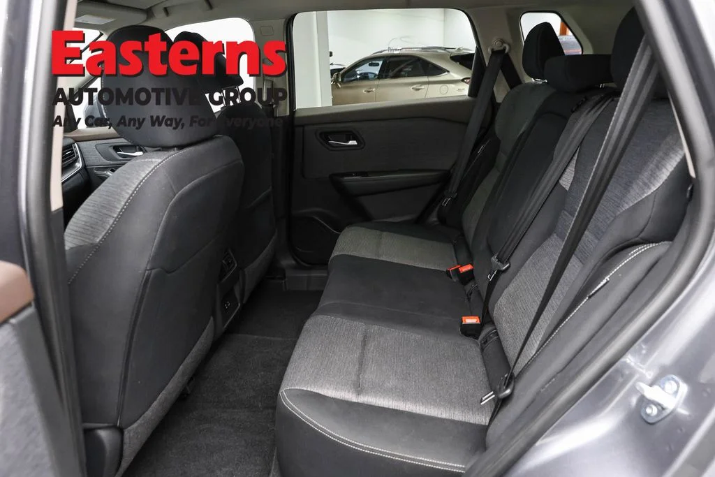 Used 2023 Gray Nissan SV image 21