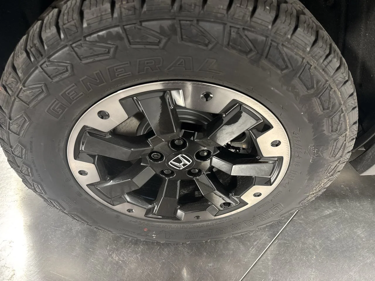 New 2026 Sonic Gray Pearl Honda TrailSport Elite image 15