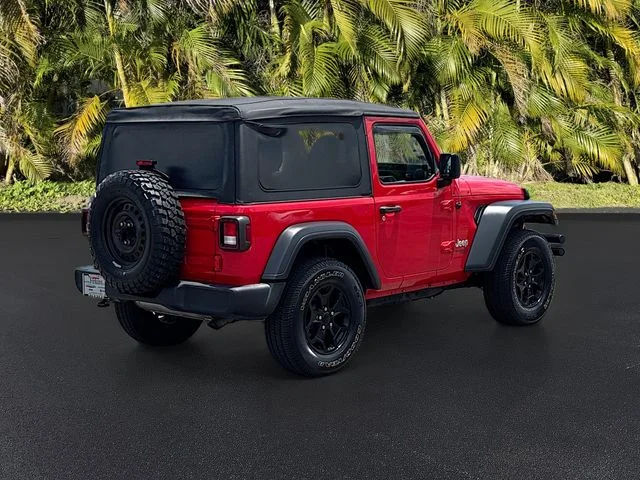 Used 2020 Red Jeep Sport S image 4