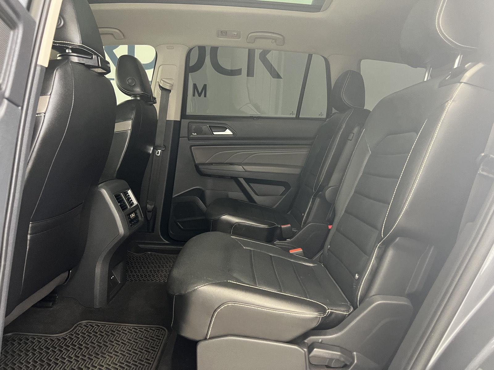 2022 Volkswagen Atlas SEL Premium R-Line - Photo 6