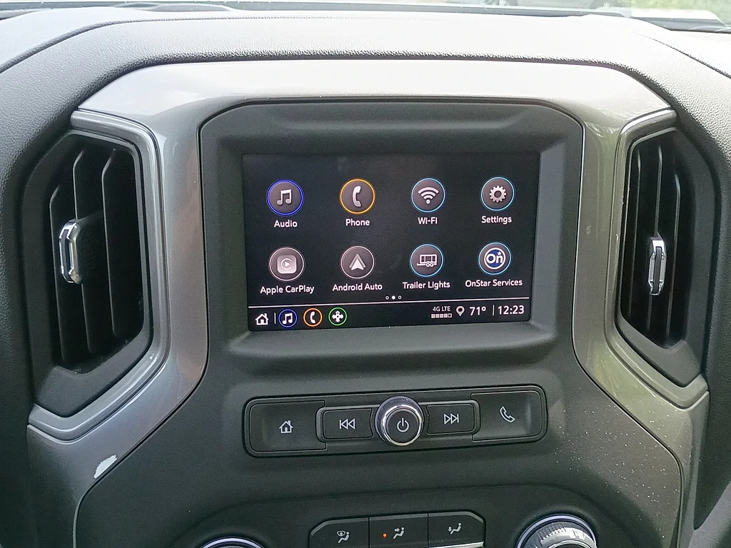 Used 2025 Slate Gray Metallic Chevrolet Custom image 23