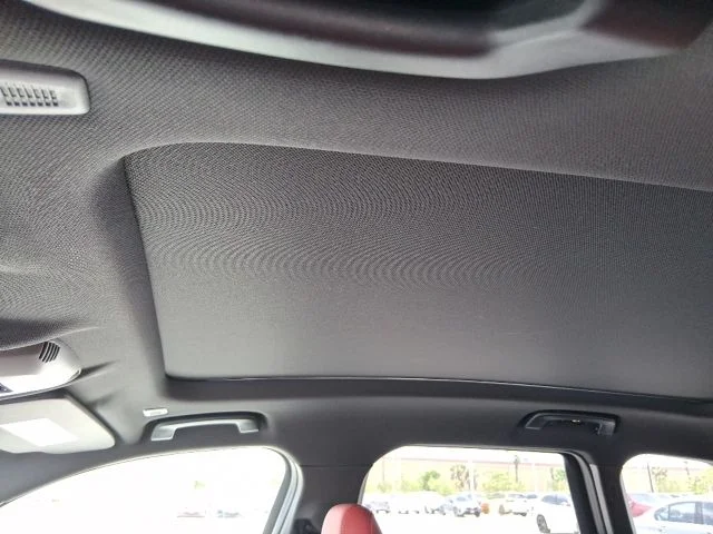 Used 2025 Silver BMW xDrive28i image 18