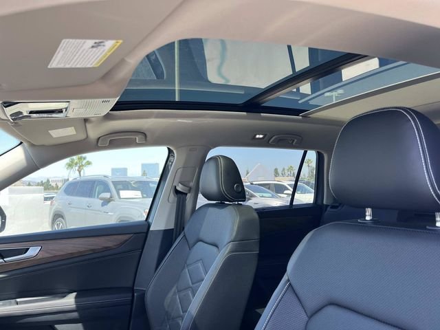 New 2026 Gray Volkswagen SE w/Technology image 21